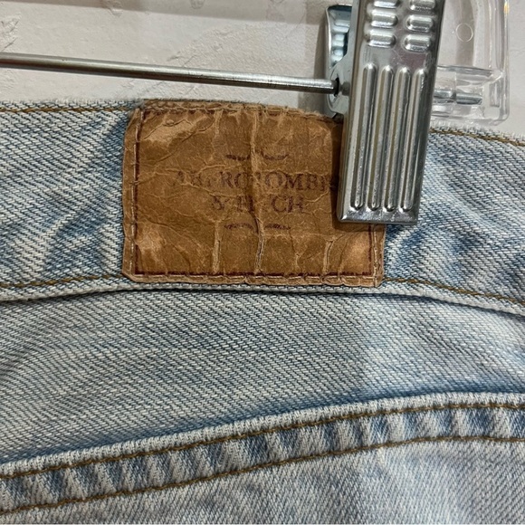 Abercrombie & Fitch Distressed Vintage Lightwash Button Fly Boot Cut 6 - Picture 5 of 15